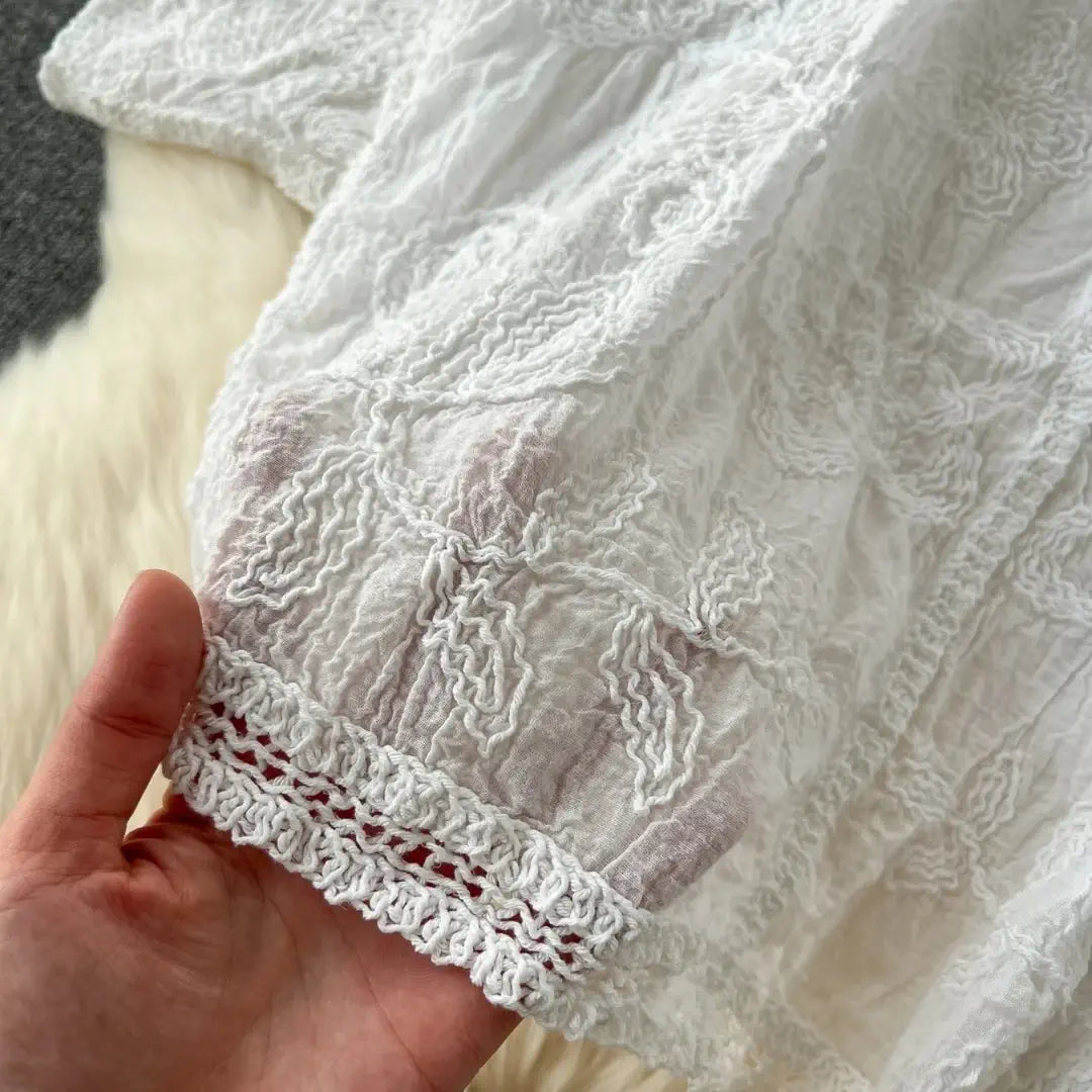 Saída de Praia Boho em Renda e Franjas – Amora