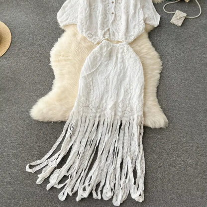 Saída de Praia Boho em Renda e Franjas – Amora