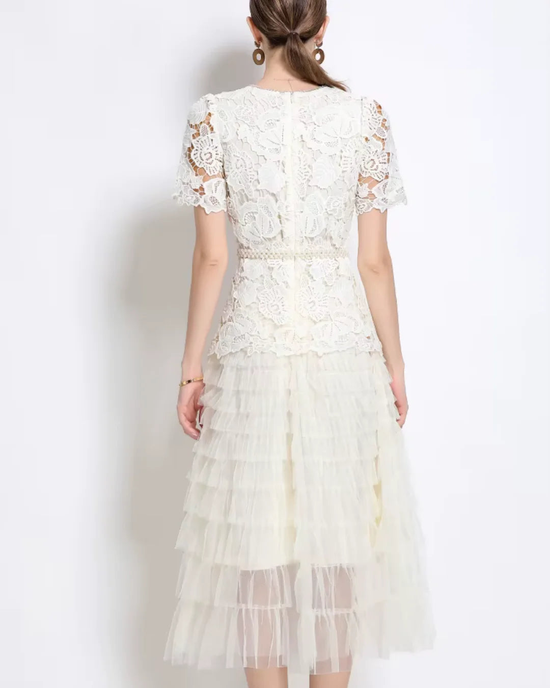 Vestido de Renda Feminino Élodie Pérola — Midi Elegante Bordado